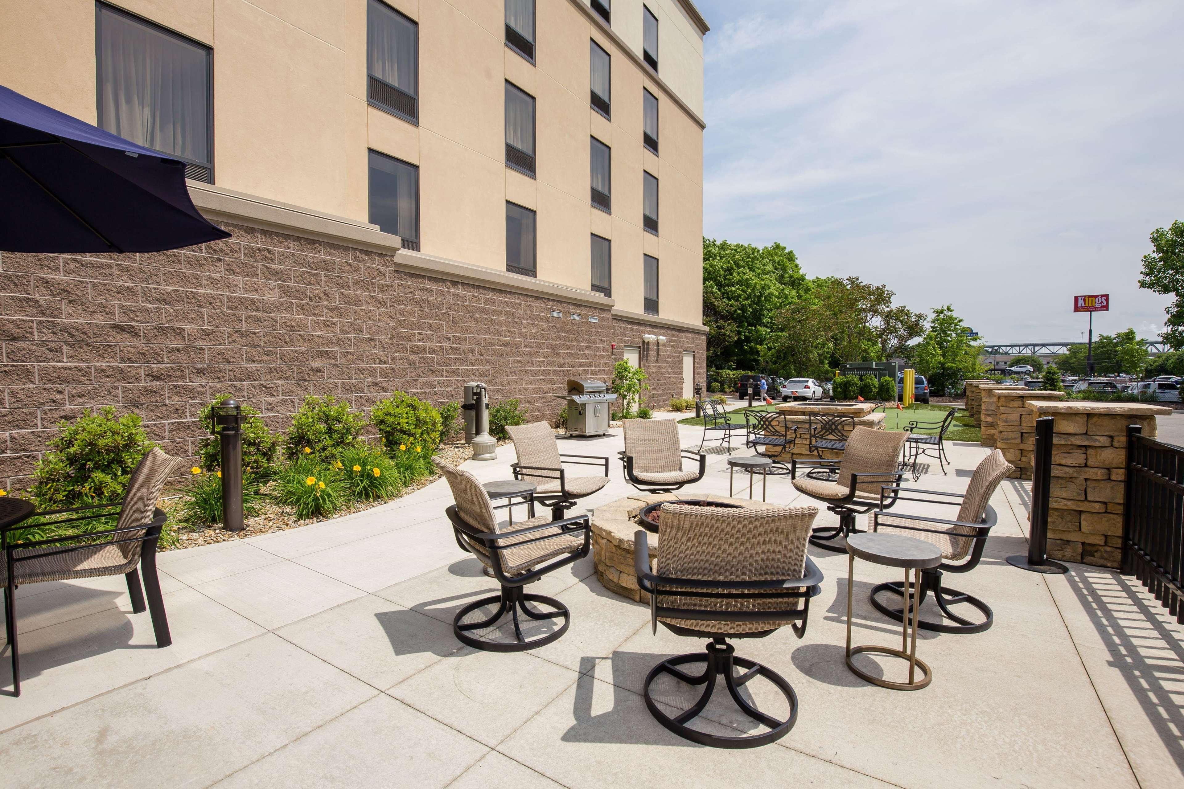 Hampton Inn & Suites - Pittsburgh/Harmarville, Pa Exterior photo