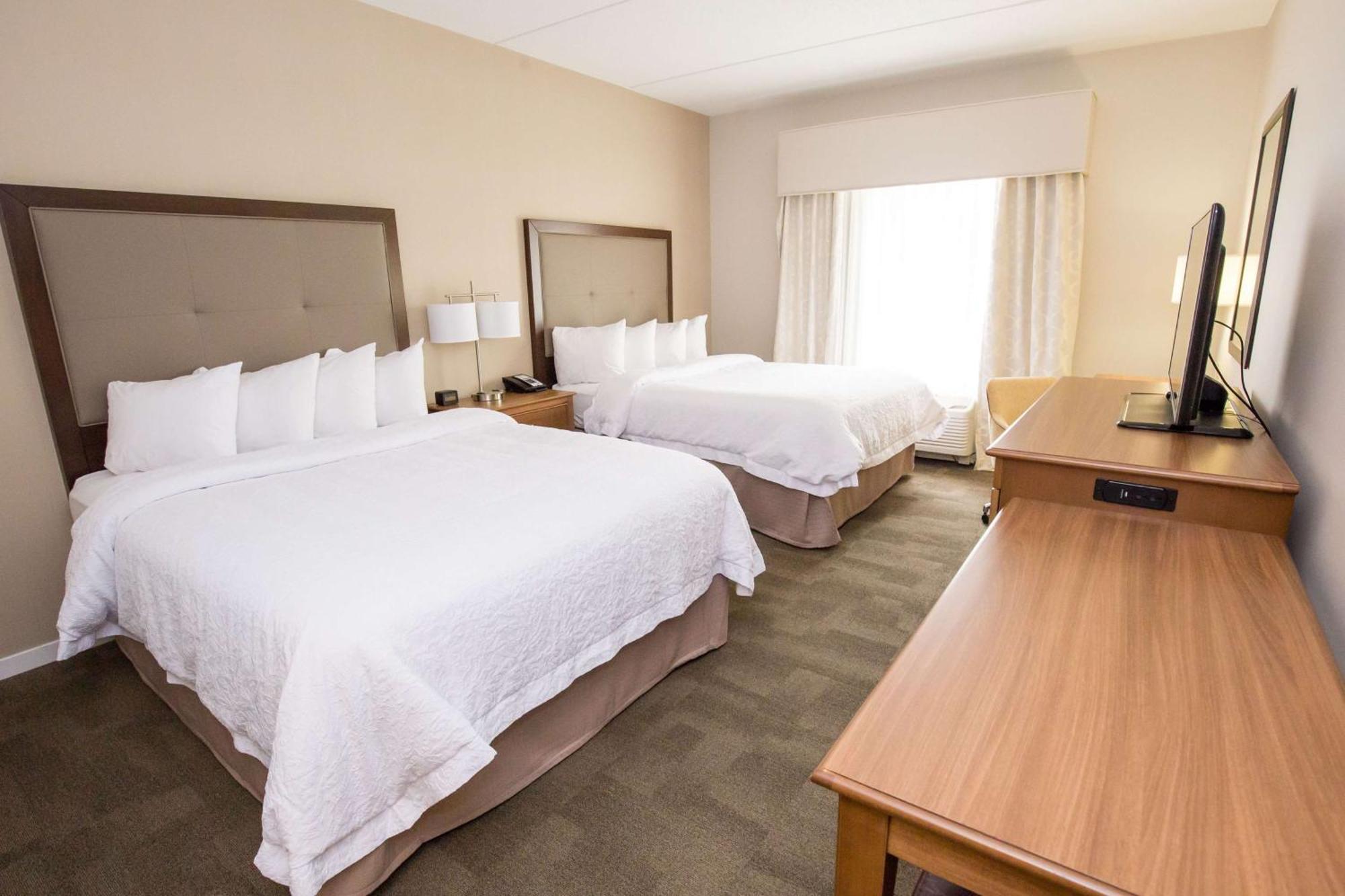 Hampton Inn & Suites - Pittsburgh/Harmarville, Pa Exterior photo